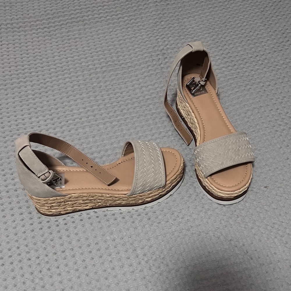 Dolce Vita wedge sandal